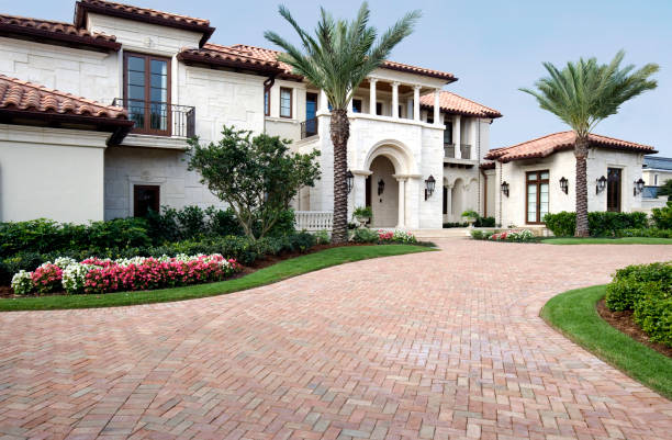 Best Decorative Driveway Pavers  in Maywood, IL