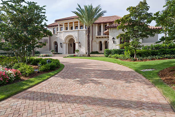 Best Residential Driveway Paver Services  in Maywood, IL